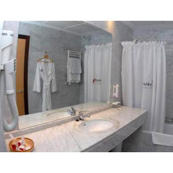 Mercure Bilbao Jardines De...