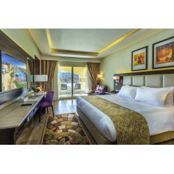 Albatros White Beach