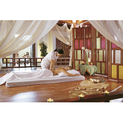 Maritim Jolie Ville Resort...