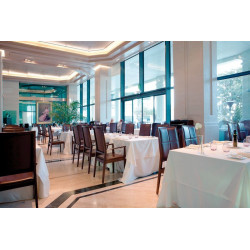 Las Arenas Balneario Resort